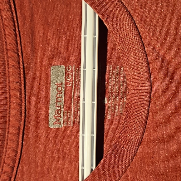 Marmot t-shirt - Picture 3 of 3